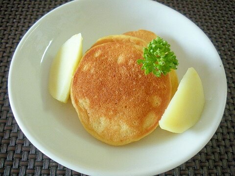 ゆでじゃがと粉チーズのお弁当大豆粉パンケーキ♪